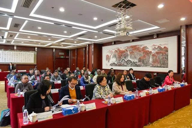 2217944cd3df6fffefaafa60221102c0