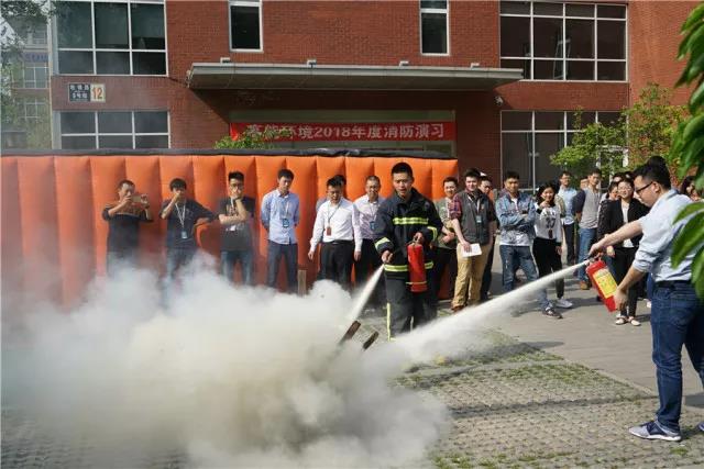 26c4b51eead519541cc9a818e54a6556