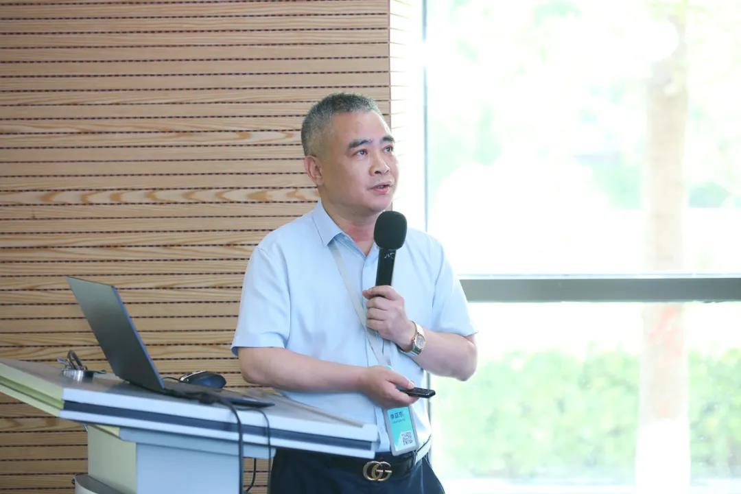 38f897e01e27f718585908fa628f2751