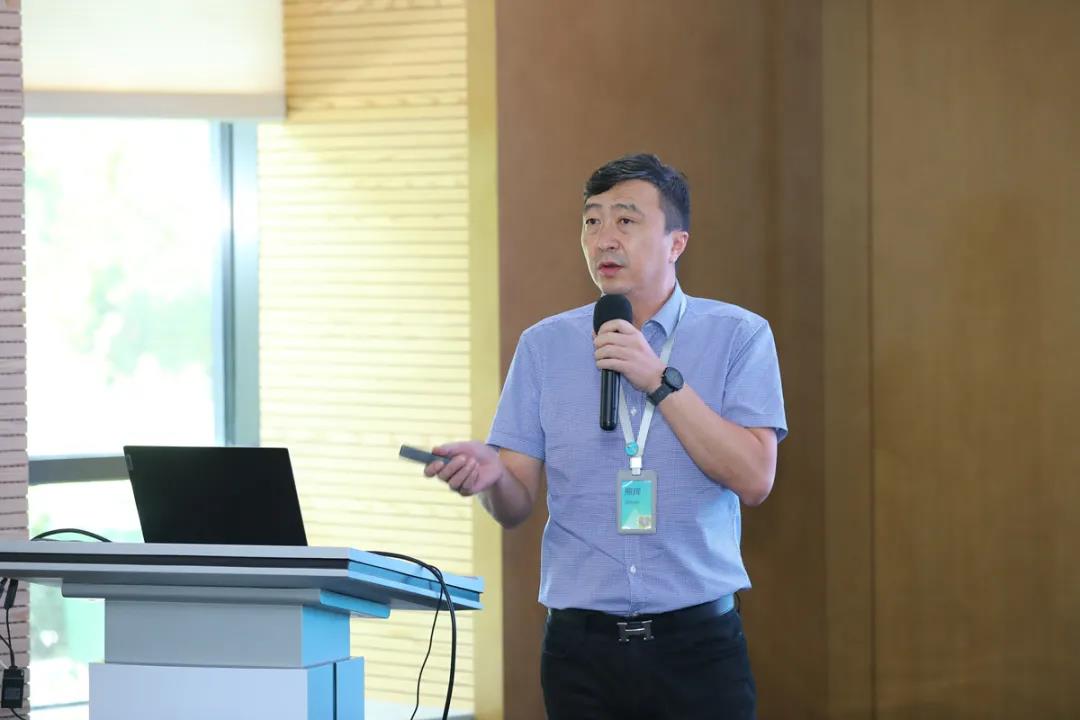 64ab7f7d3afc9662c9c1e71598336661