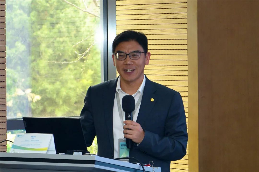 8483229ddd60a73ef523b79560ce5dc7