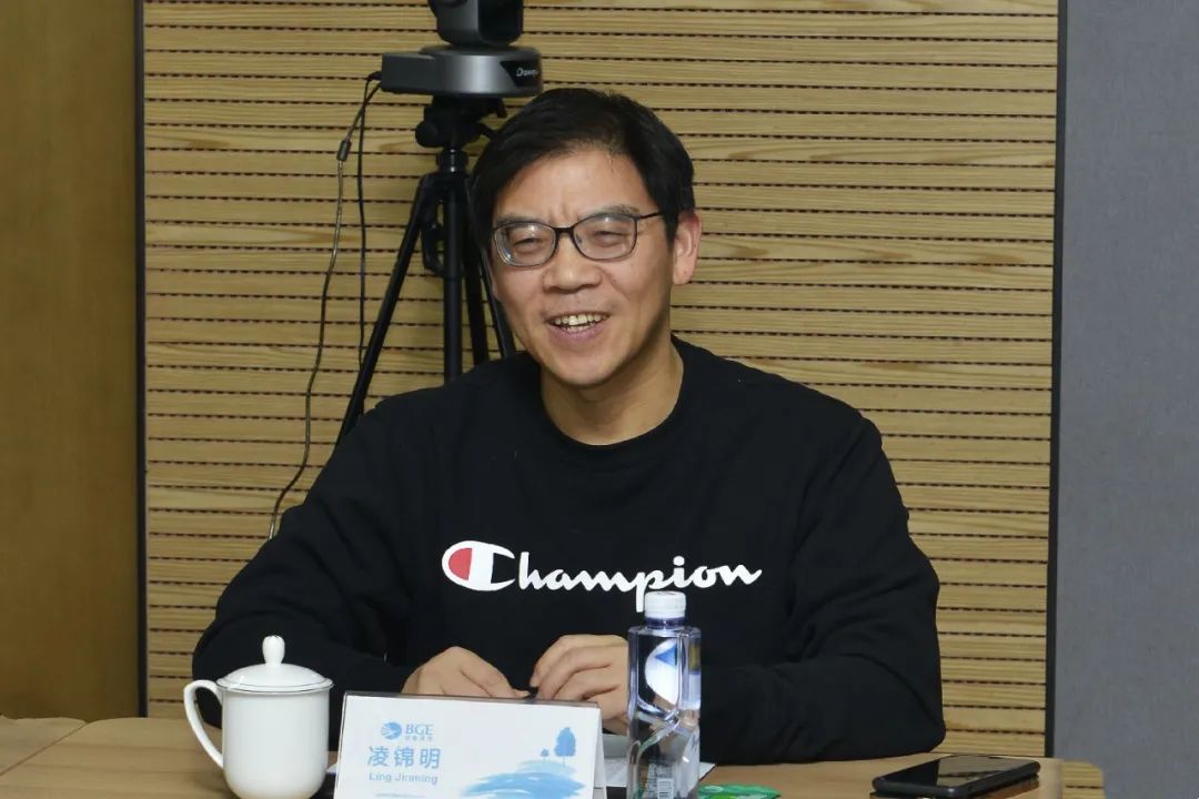 925318b5d2906743b89249f4e4176fa7