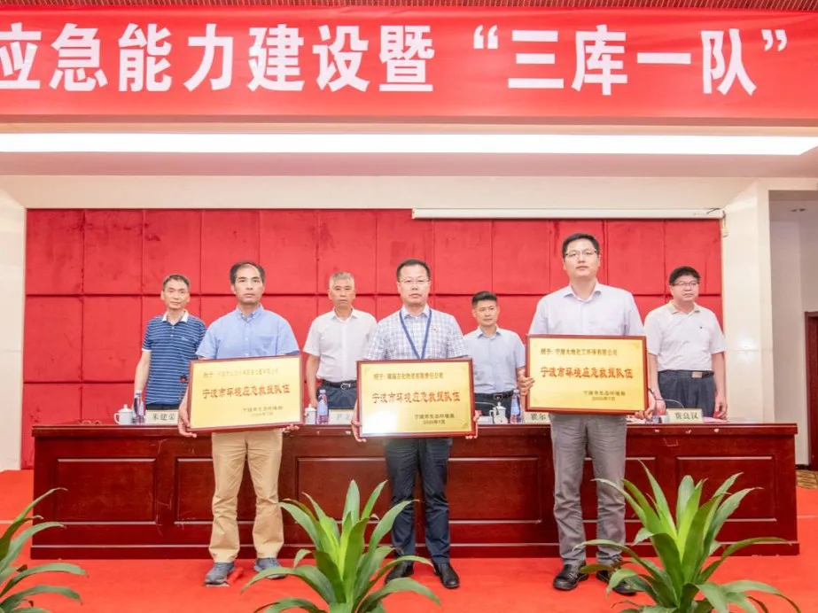 9cbc94c08f08254a3ce84608f96401dd