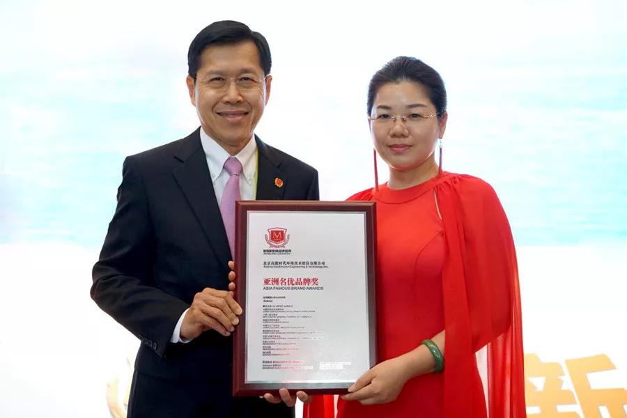 9d04459e8be13bbe6ad7d754e9294330