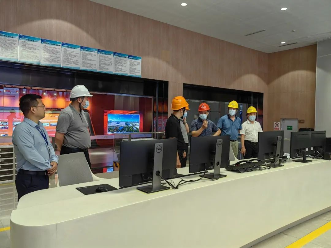 ab7e0f8b7a946955377cf3d3726e0f6b