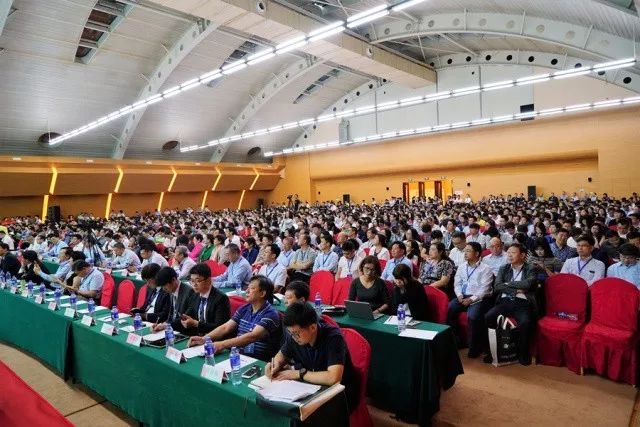 af7b8f11256819d8d59b2201429dc09b