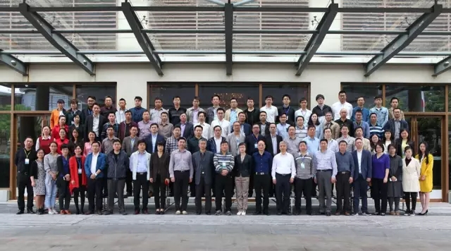 c311f12bcfef1613b6652582999572c2