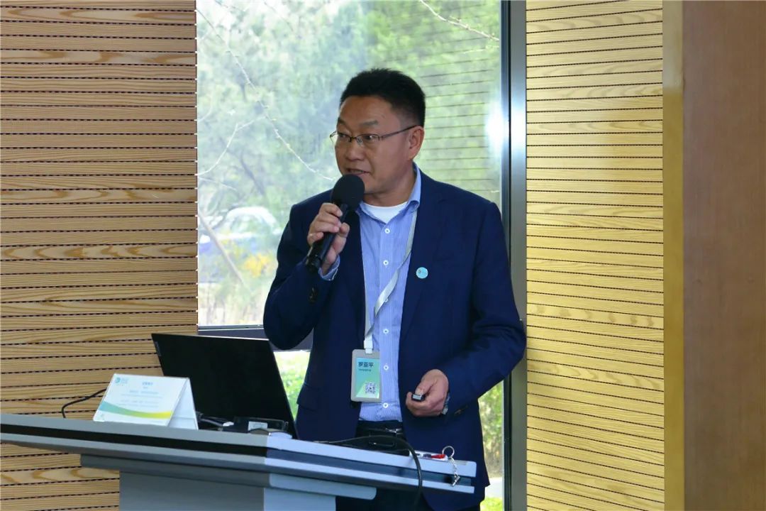 c47f7b1034bea2a076ec7cc85af3dd58