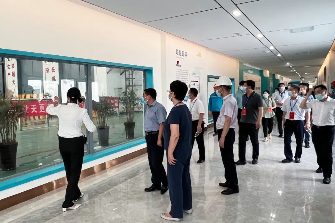 c96fe3a3100f3466bb422145e87180a2