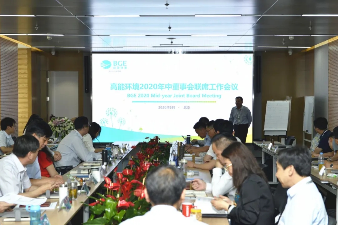 d430440e09807b243bfe9306f8e432ce